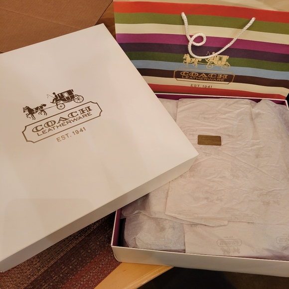 Cognac Pebble Leather COACH Tote Bag - Picture 13 of 16